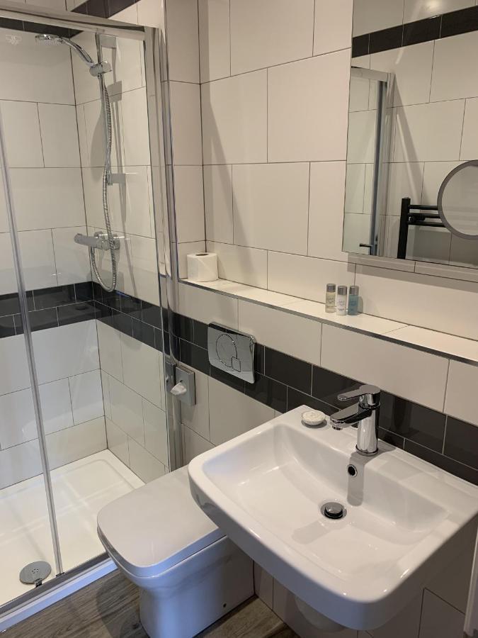 Bed and Breakfast Hensleigh House Чармут Номер фото