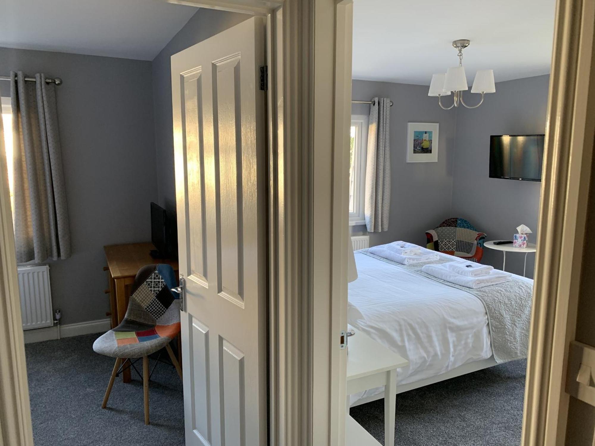 Bed and Breakfast Hensleigh House Чармут Номер фото